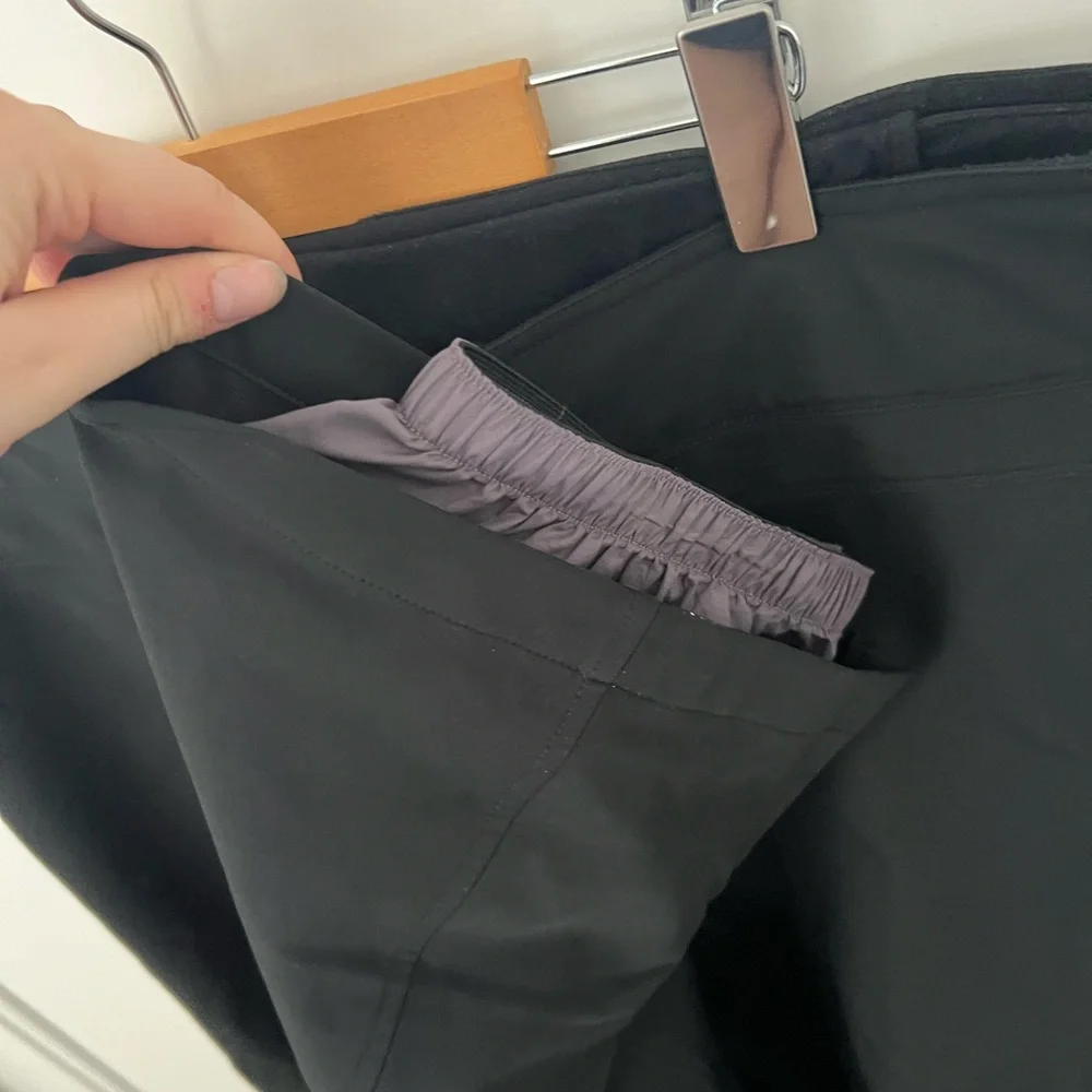 Lululemon Black Mountain Pants - Picture 6 of 8